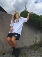 Load image into Gallery viewer, Julie Bergan - Sort Shorts
