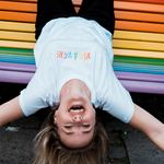 Load image into Gallery viewer, VÅG Å VÆRE PRIDE T-SKJORTE
